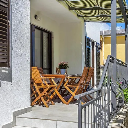 Apartament Modern In Katari With Terrace