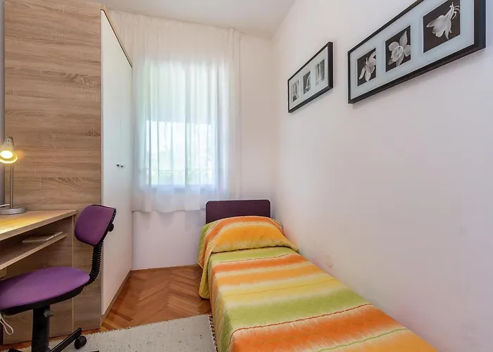 In Near The Sea And Town Center * Pula