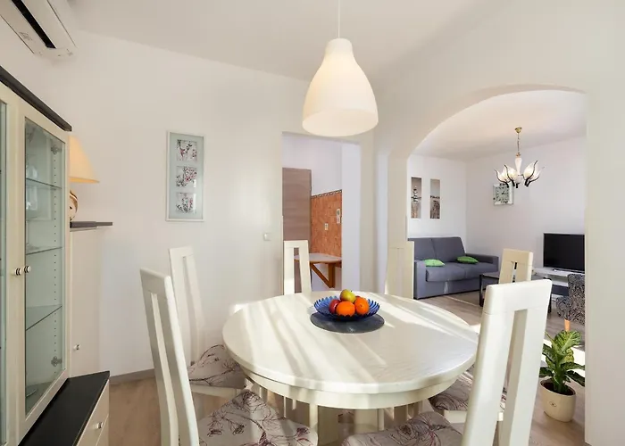 In Near The Sea And Town Center * Pula