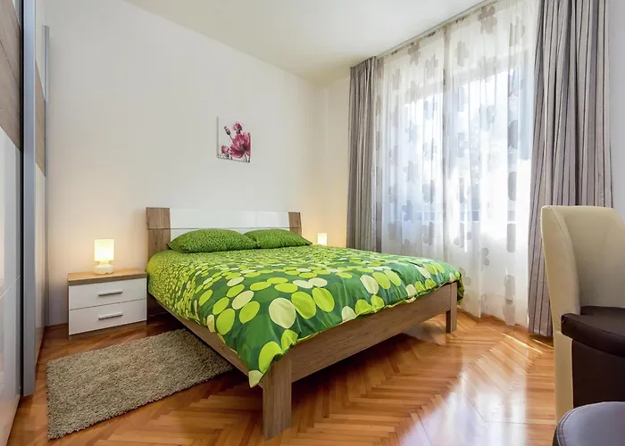 In Near The Sea And Town Center * Pula